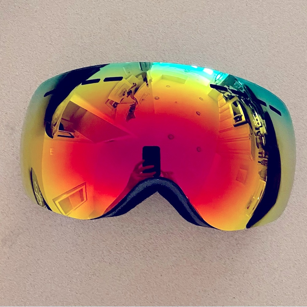 SKI goggles